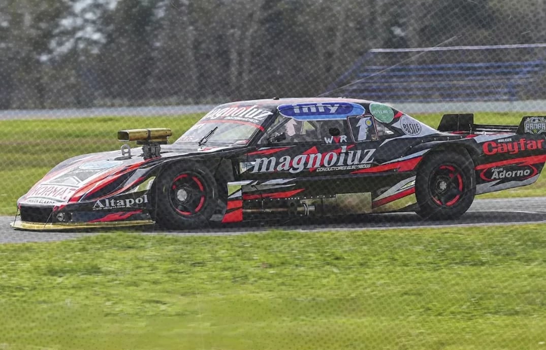 El campeón manda en La Plata, pero largará pidiendo permiso: Rossi y Pietranera, poles con asterisco en el Procar 4000