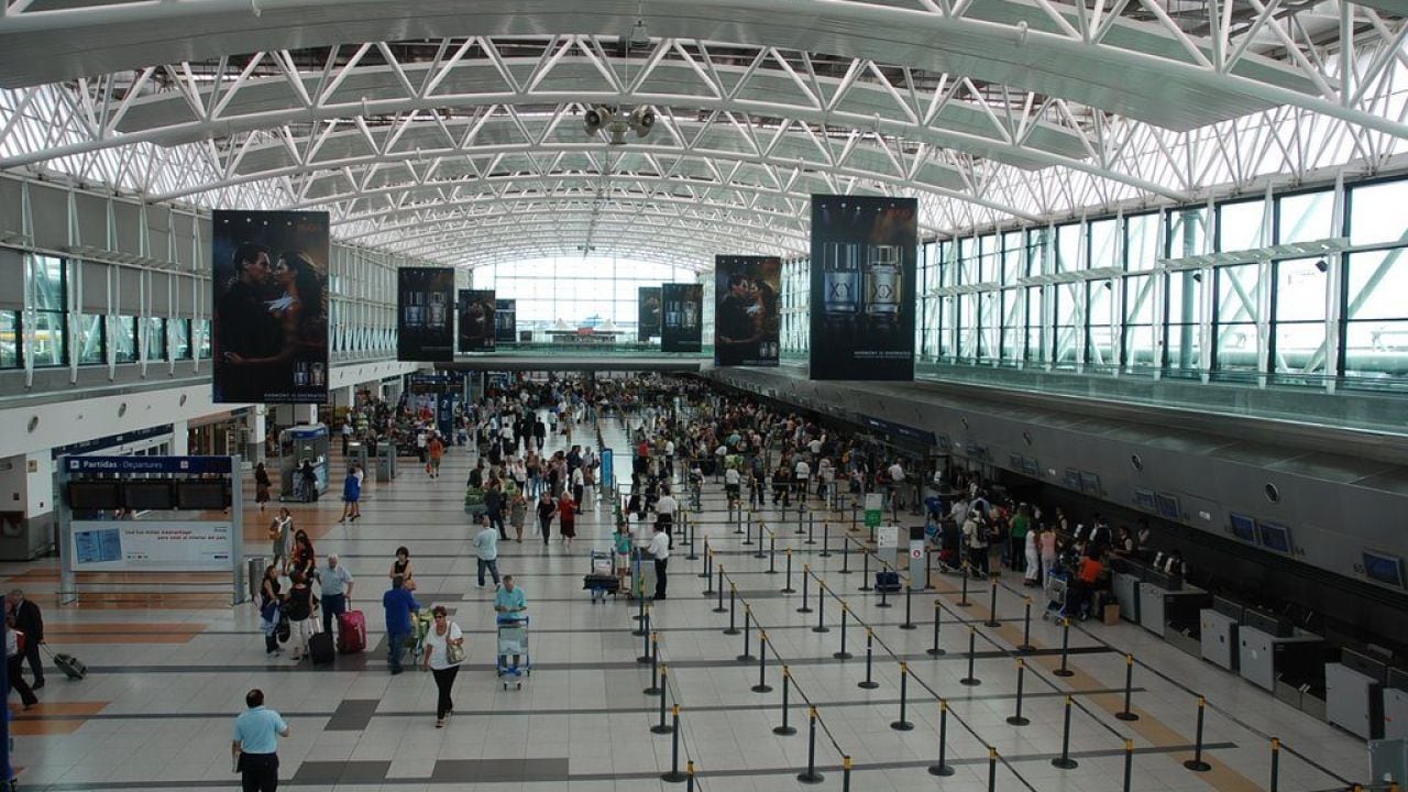 American Airlines suma tres capitales europeas a su mapa y renueva cabinas para 2027