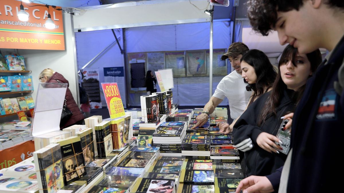 La Feria del Libro de Neuquén encara su fin de semana con teatro, talleres y charlas con escritores