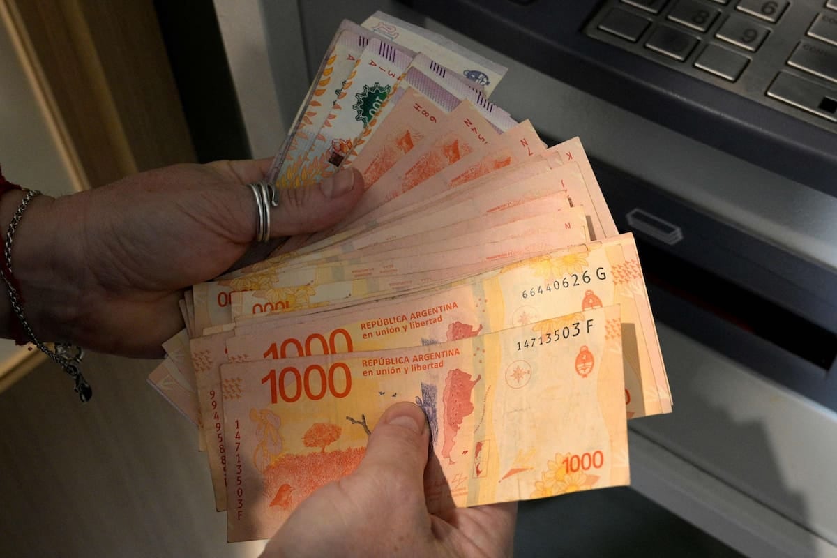Más de un tercio de los jóvenes argentinos con crédito financiado cae en mora, según un informe privado