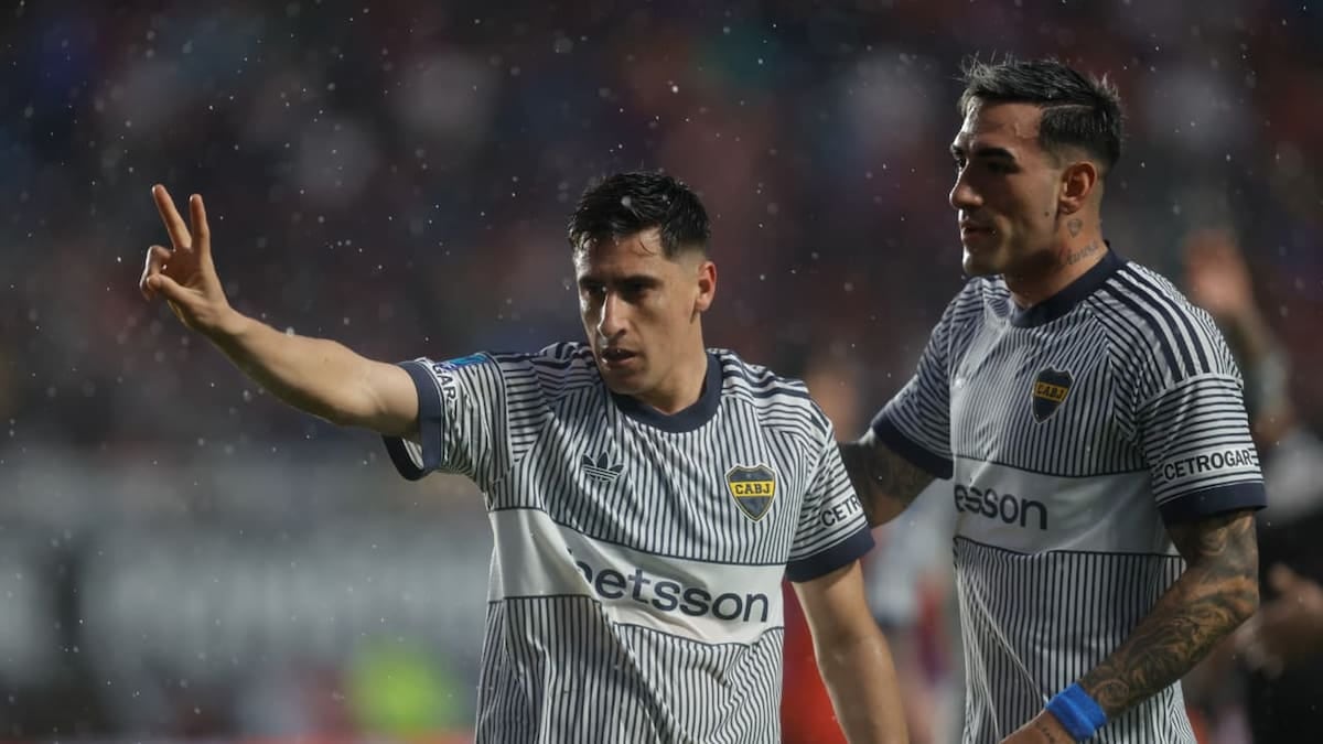 Boca pasó por encima de un San Lorenzo que se quedó con uno y entregó la pelea demasiado pronto