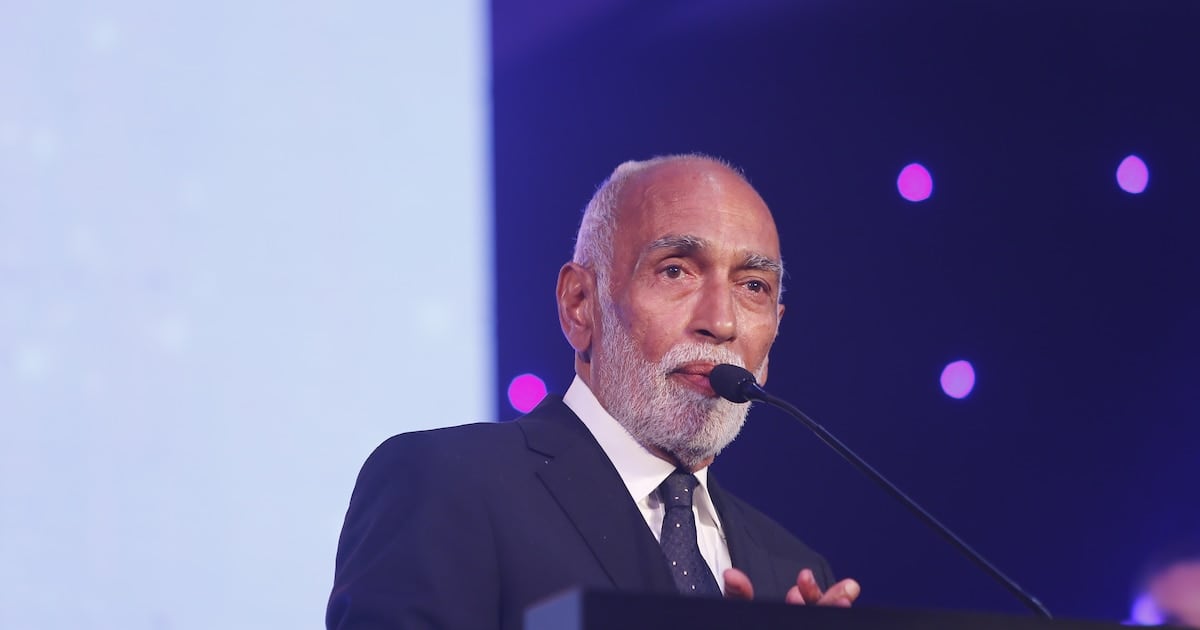Se fue el Negro de la radio: despiden a González Oro y queda flotando su marca de toda una época