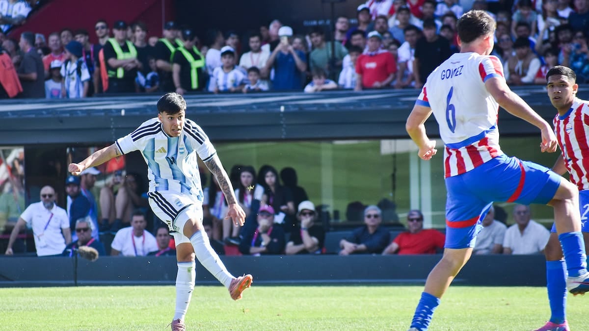 Ni el palo ni la insistencia: Argentina y Paraguay se vuelven a ver en los penales