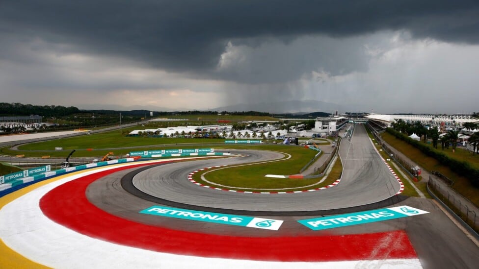 Russell se dio el gusto en Bakú y Colapinto se quedó con las manos vacías: ahora hay que pensar en Sepang