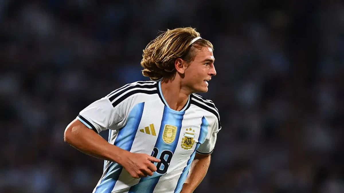 El equipo de Scaloni se pasea en Córdoba y ya le gana 2-0 a Bolivia con golazos del Toro y Paz