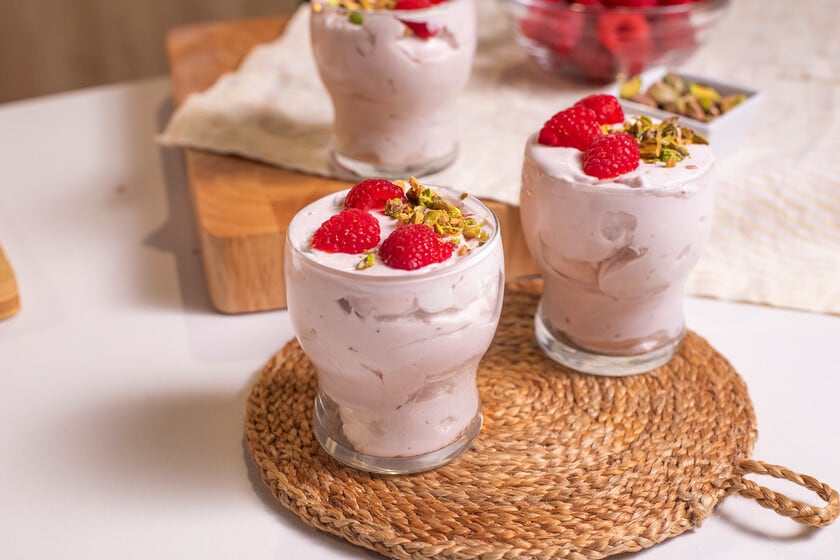 Una mousse de frambuesas sin huevo que se arma en 15 minutos y deja contenta a toda la mesa