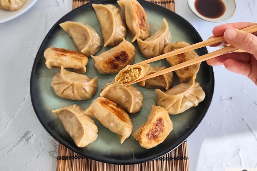 Treinta gyozas caseras con tofu y shiitake: la receta vegetariana que vale la pena repetir el domingo