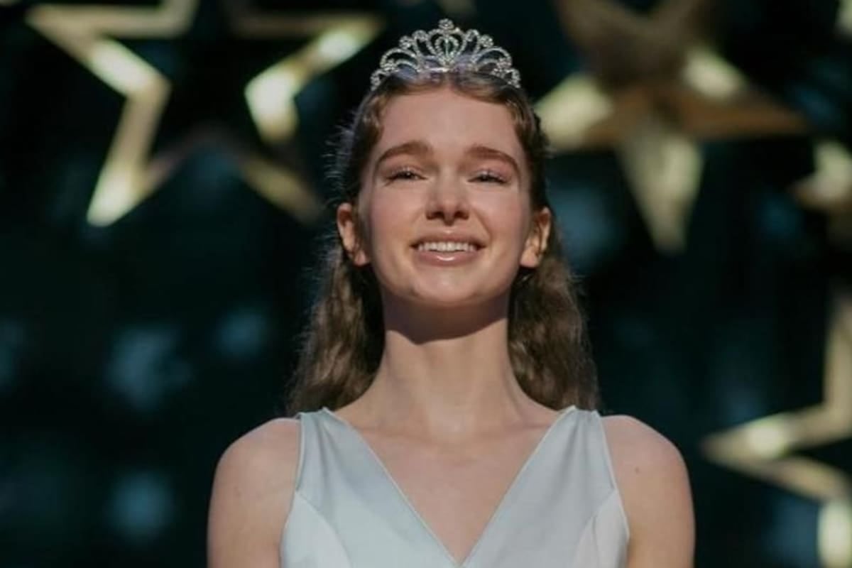 Carrie vuelve a la pantalla, ahora con ocho capítulos y el acoso que no se apaga al cerrar la pantalla