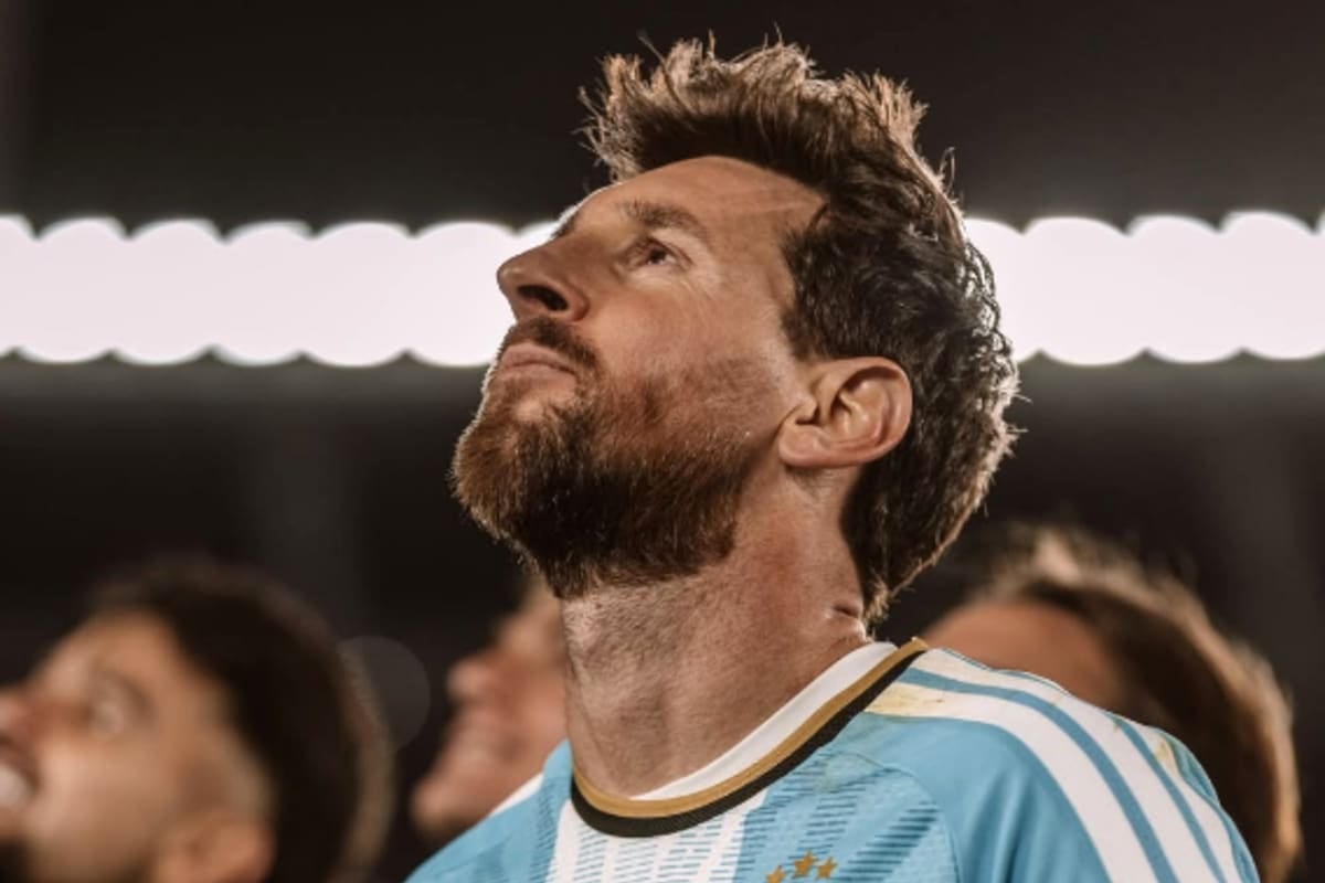 Messi le puso el moño a la historia: gol, victoria y a otra cosa