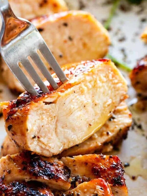 Pechuga de pollo que no se seca: los trucos que salvan la comida de cualquier día