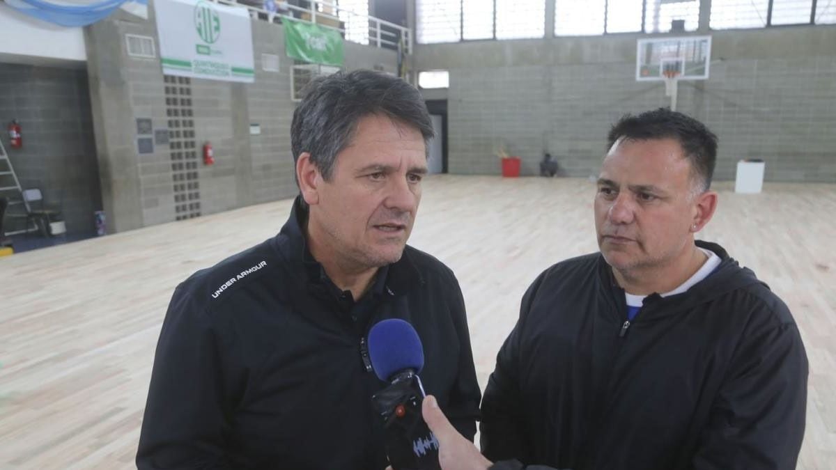 El polideportivo Gigante del Este ultima la colocación de un parqué apto para competencias internacionales