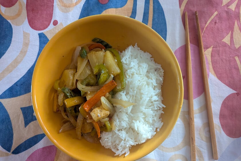 El wok de mi casa: cómo logré que el tofu agridulce me quedara crocante y no hervido