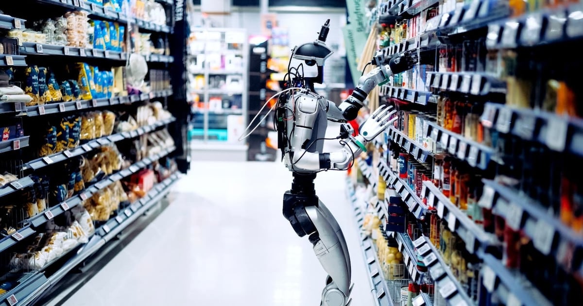 Robots humanoides salen a la cancha de los supermercados: en Dinamarca ya reponen góndolas de madrugada