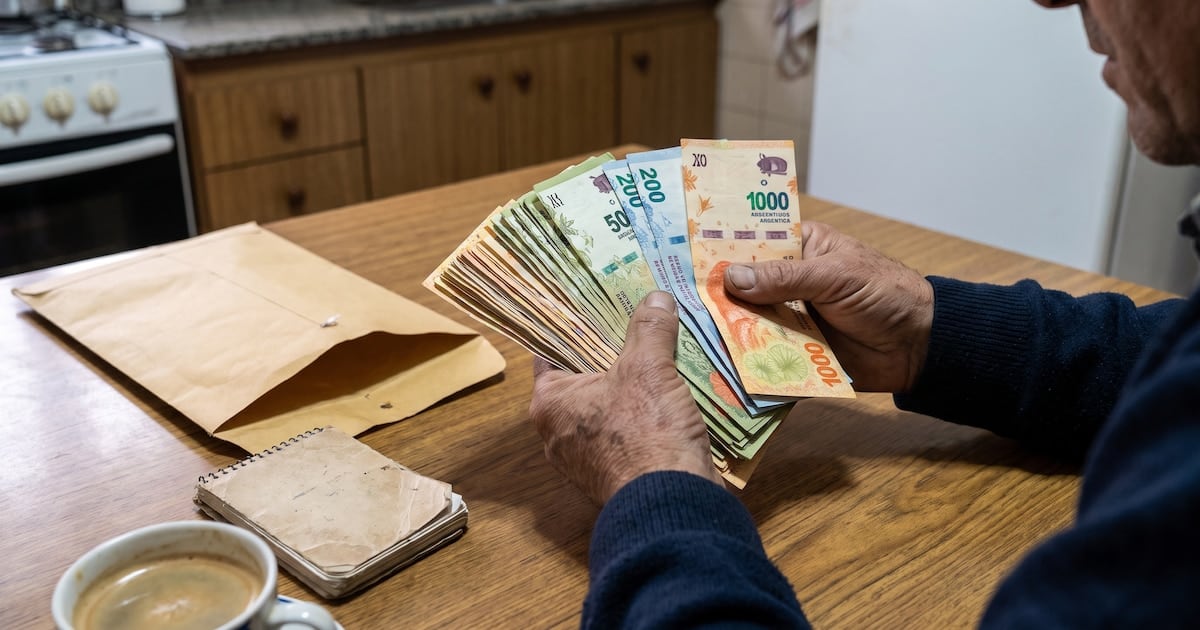 El crédito a las familias rozó los 102 billones de pesos en agosto y la mora acumula 22 meses en alza