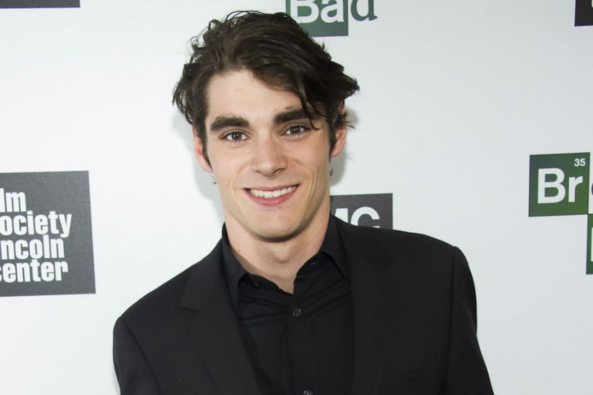 Se apagó la voz de Walter White Jr.: la partida de RJ Mitte, el chico que le puso cuerpo y verdad a la parálisis cerebral