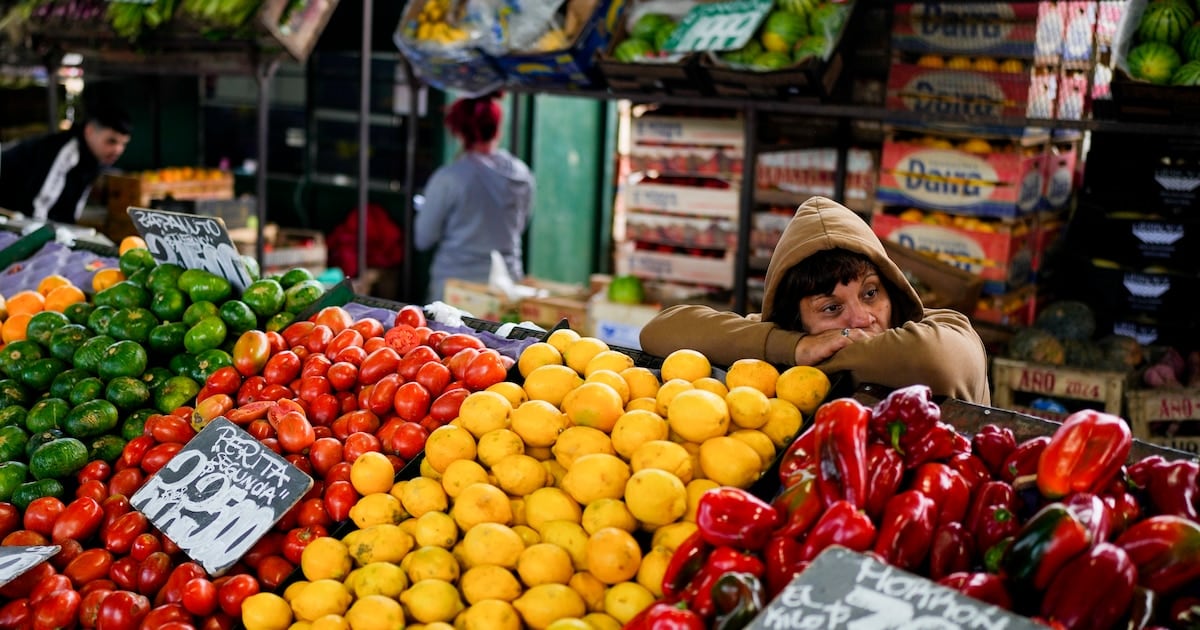 El tomate se disparó 34,1% en septiembre y la lechuga volvió a bajar: cómo quedó la mesa de los argentinos