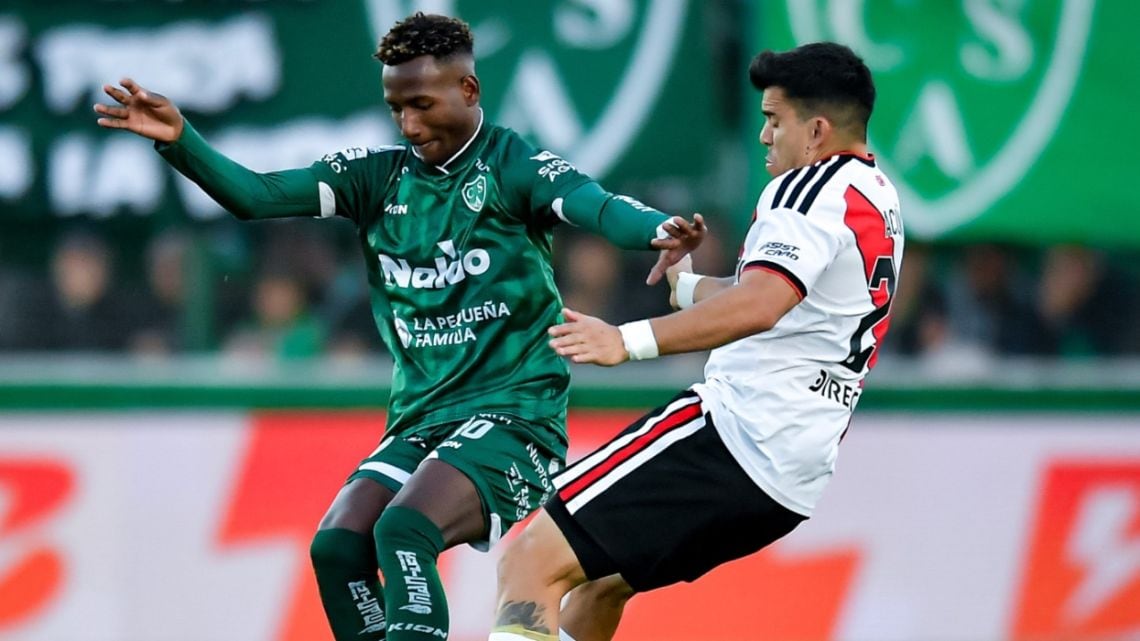 Sarmiento le pintó la cara al River de Ponzio y se subió a la punta en Junín