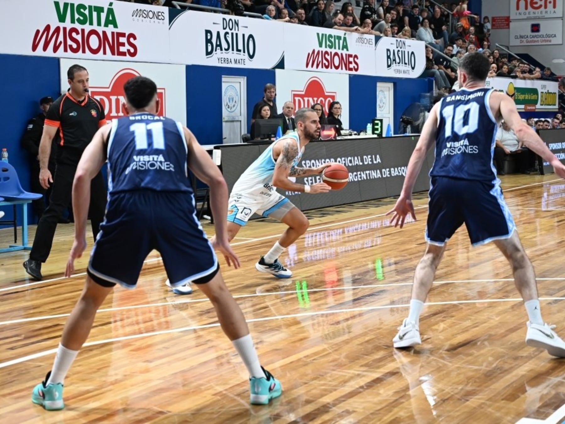 Oberá sigue sin levantar cabeza y Racing de Chivilcoy se subió a la pelea en Misiones