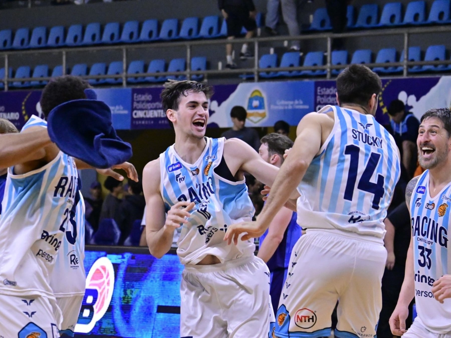 Racing de Chivilcoy se sacó la mufa en Formosa: remontó 14 puntos y ganó en la prórroga