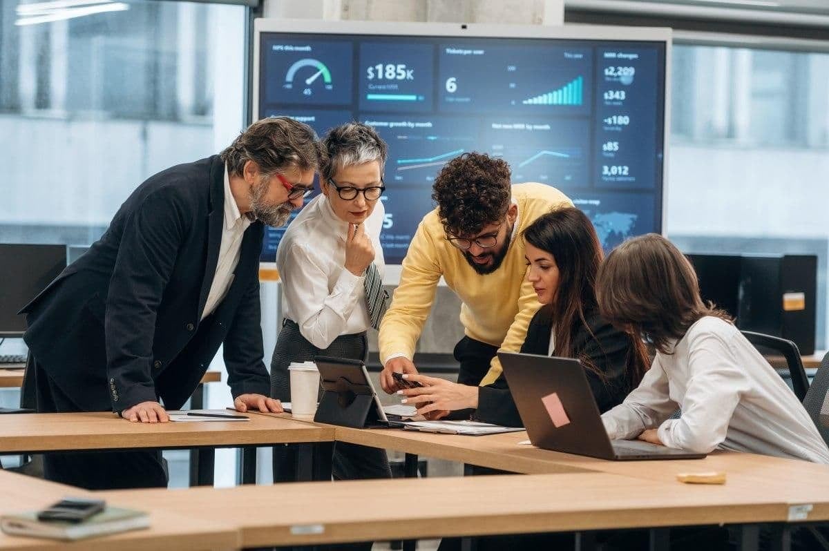 Cuánto vale para un empleado romper las reglas de seguridad informática