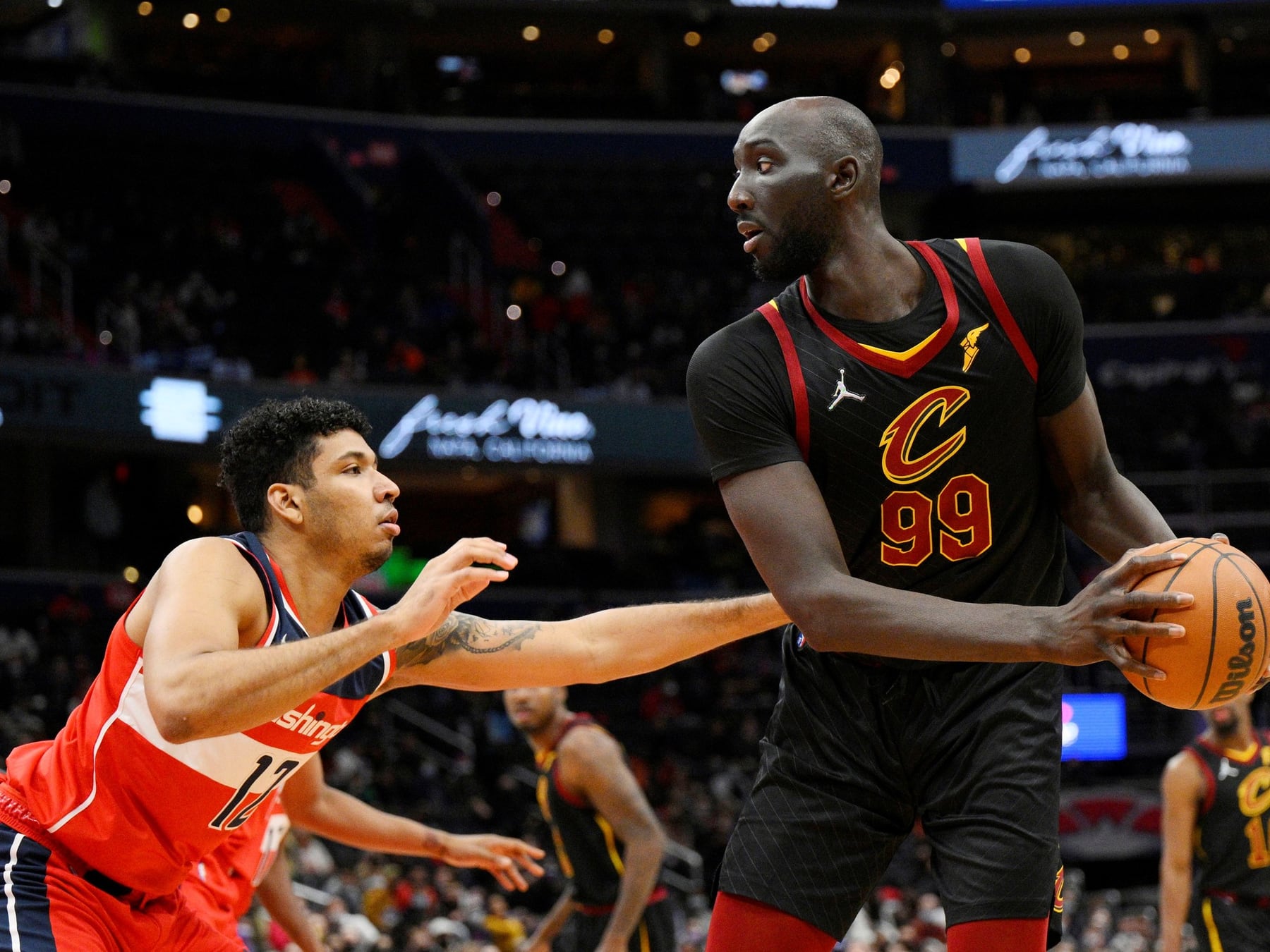 Los 76ers se anotaron al gigante más alto de la NBA: Tacko Fall recalará en Philadelphia con un contrato flexible