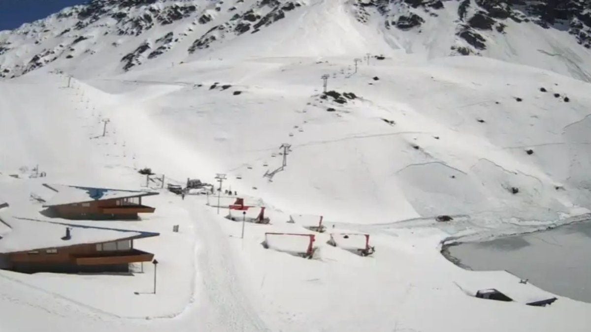 Avalancha en Portillo: tres muertos y cuatro heridos en una zona prohibida al pie del cerro Los Tres Hermanos