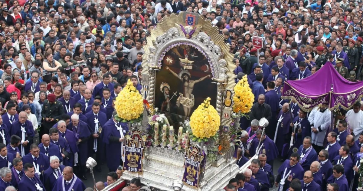 El Cristo Moreno copó Lima: recorrí con vos la procesión del Señor de los Milagros