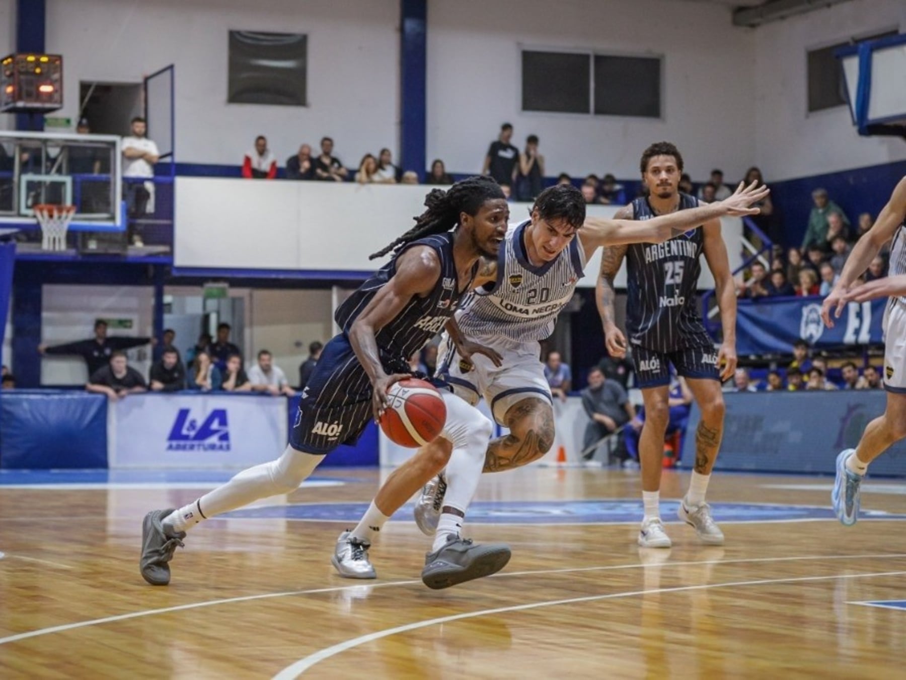 Dos finales con la misma receta: ganar por la mínima y rezongar de paso