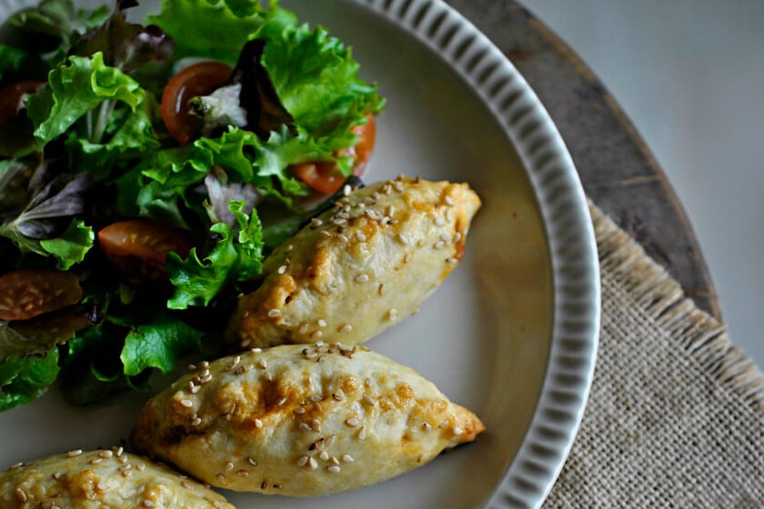 Empanadillas caseras de ternera y champiñones: cómo hacerlas en el horno